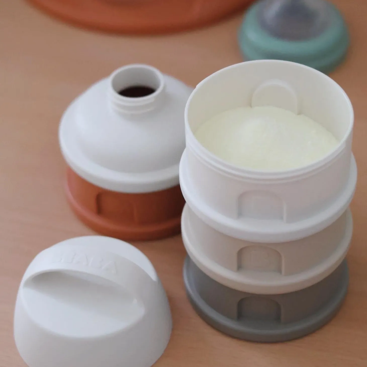 Béaba Boîte doseuse 4 compartiments Cotton White/Terracotta
