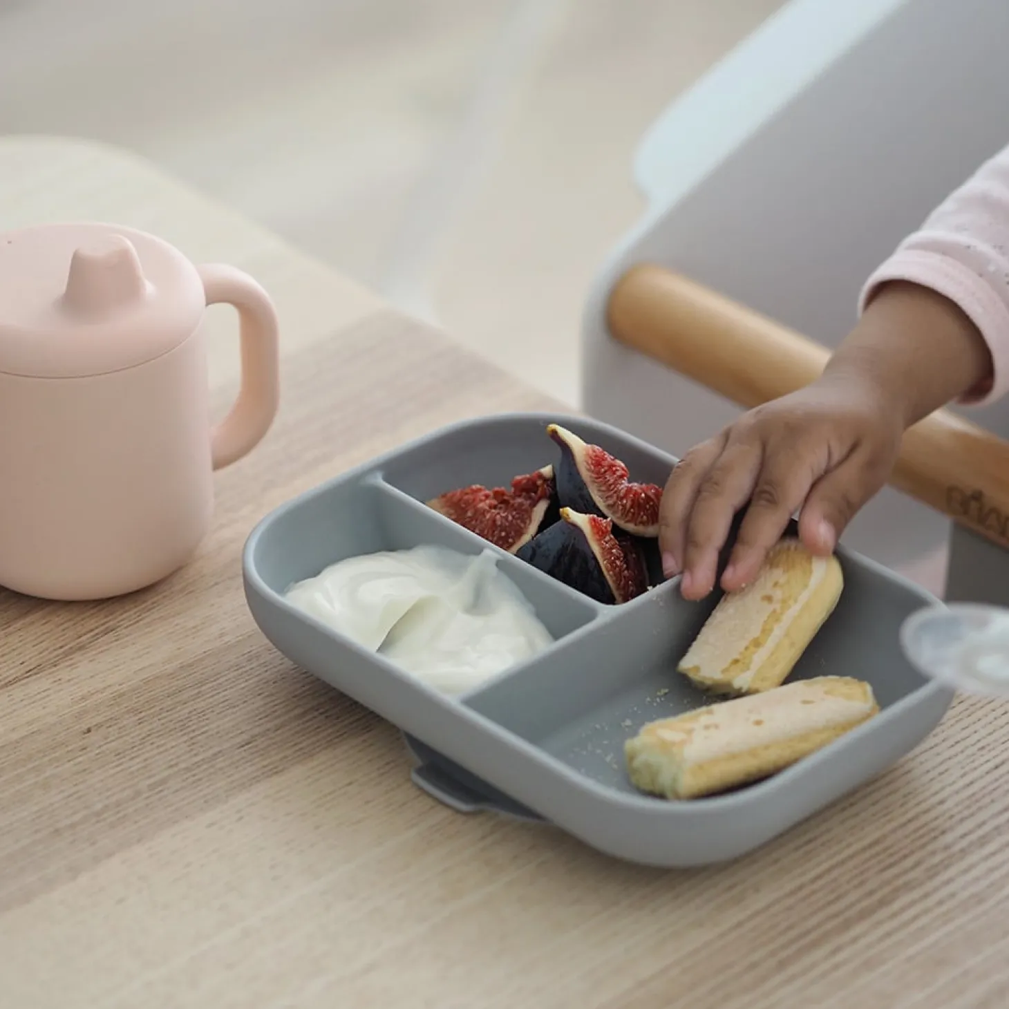 Béaba Coffret repas d'apprentissage en silicone Pink 8 mois+