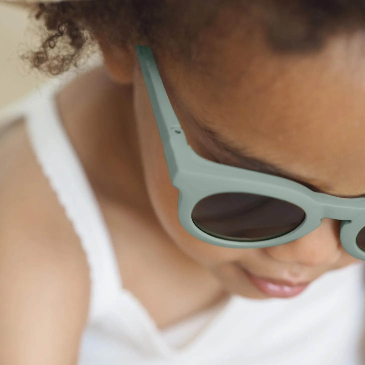 Béaba Lunette Retro Happy Sage Green 2-4 ans