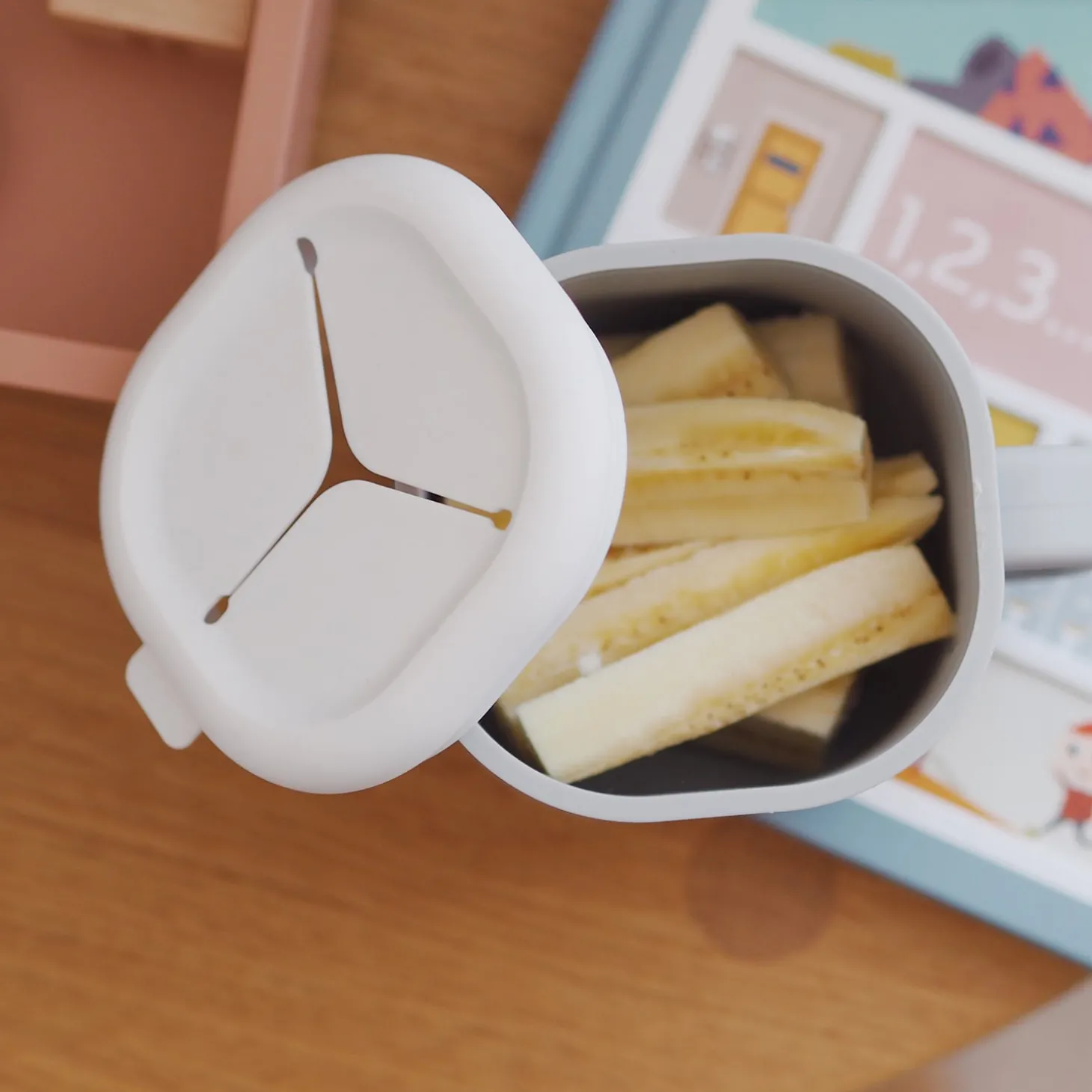 Béaba Tasse à goûter Pick N Snack Gris Velours