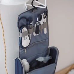 Béaba                    Trousse de toilette nomade 9 accessoires    night blue