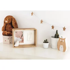 Baby Art                    Cadre renfoncé empreinte bébé    Wooden
