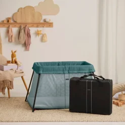 BabyBjörn                    Lit parapluie Light    Vert Foncé