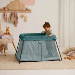 BabyBjörn                    Lit parapluie Light    Vert Foncé