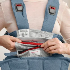 BabyBjörn                    Porte-bébé harmony mélange tissé chiné    Bleu clair