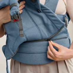 BabyBjörn                    Porte-bébé harmony mélange tissé chiné    Bleu clair