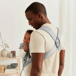 BabyBjörn Porte-bébé Mini Jersey Gris Clair, Jersey 3D