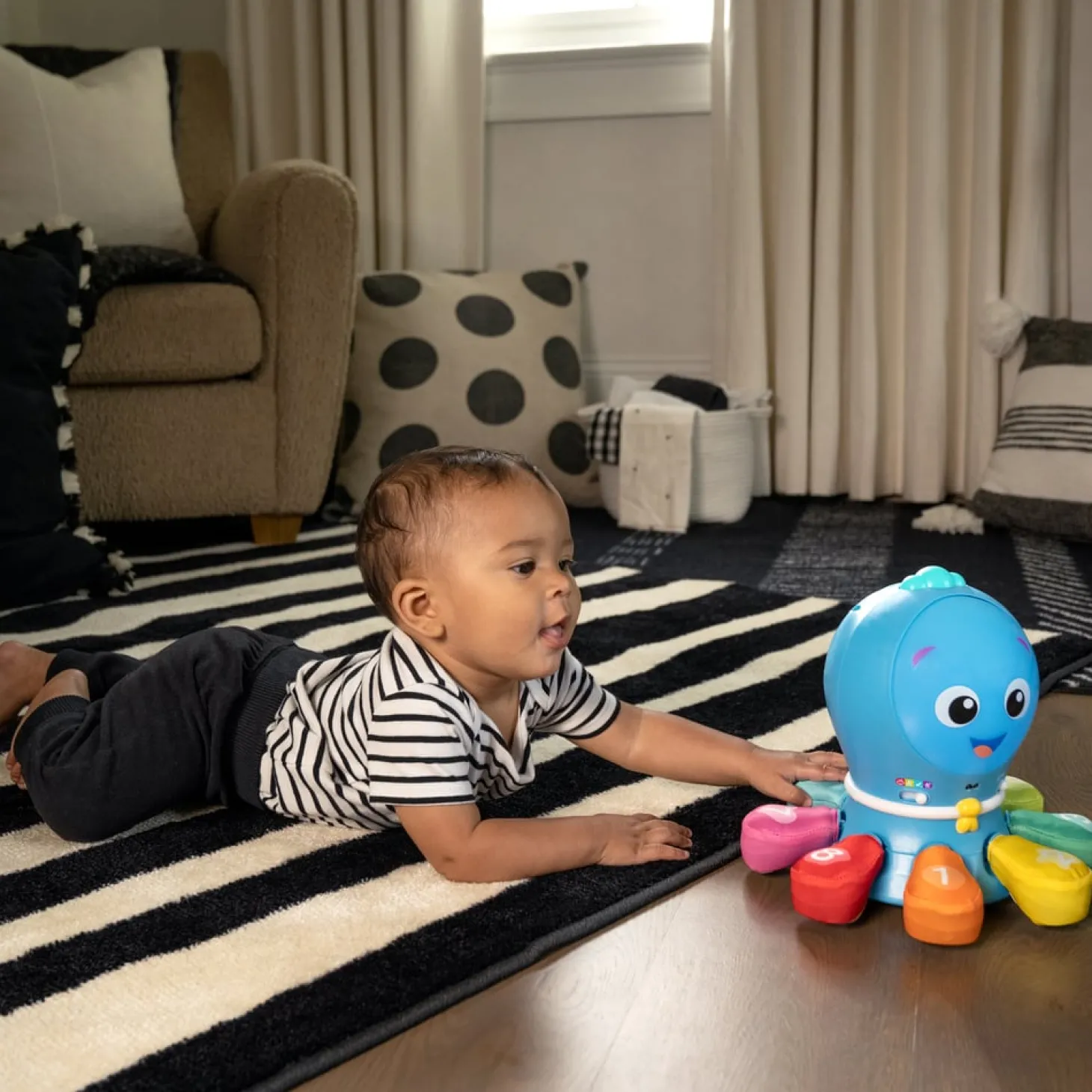 Baby Einstein Jouet de poursuite Opus le Poulpe Multicolore