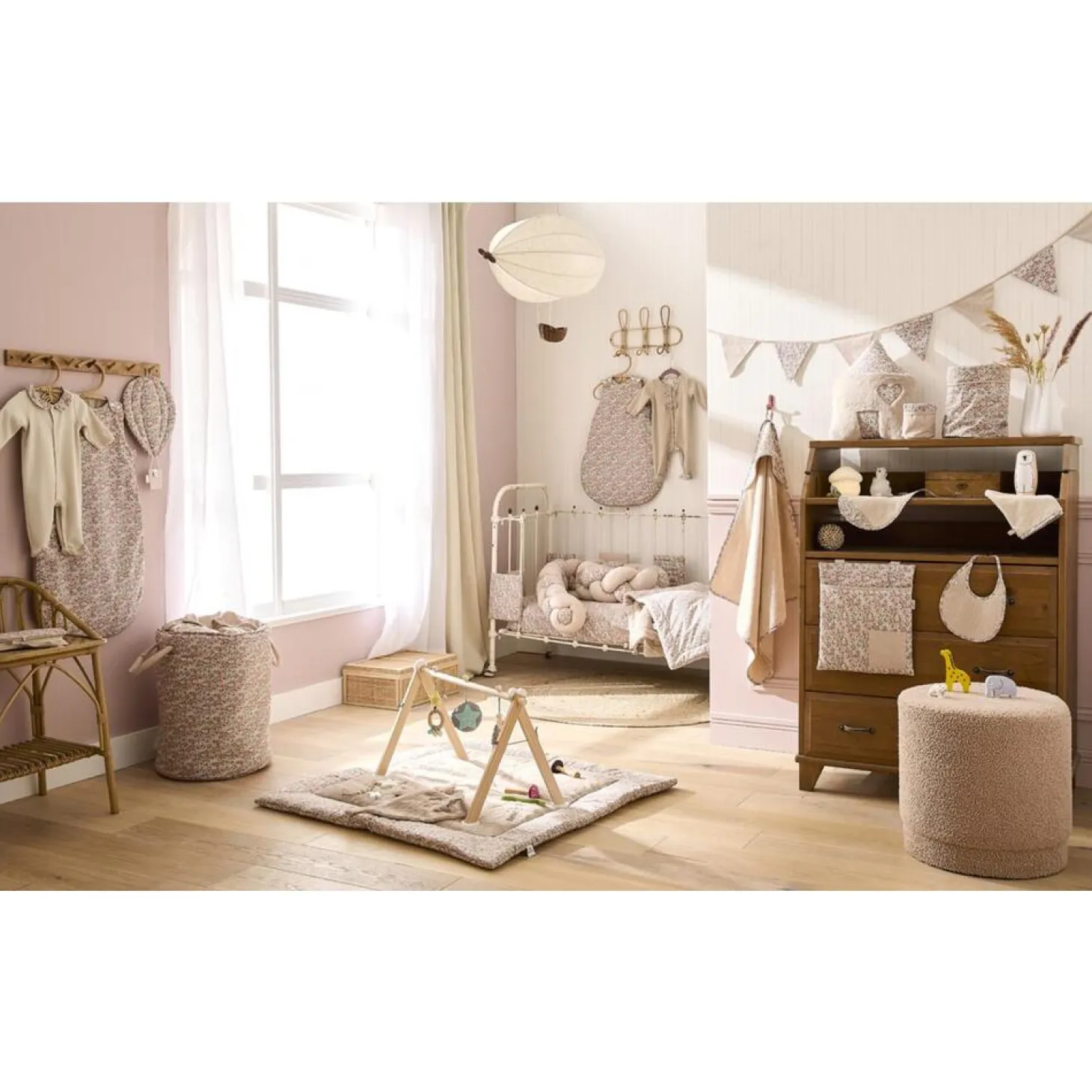BB&Co Tresse décorative ouatinée Afternoon Tea Liberty/ Biscuit 200 cm