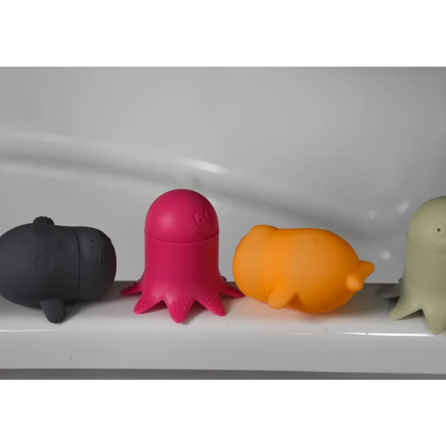 BBlüv Jouets de bain interchangeables en silicone