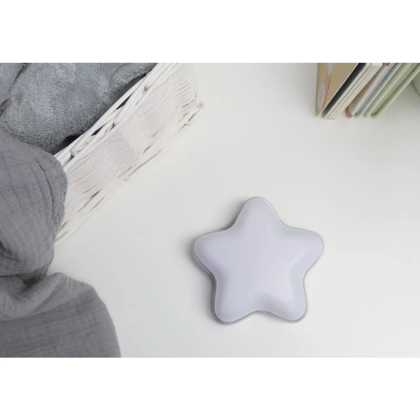 BBlüv Veilleuse et boîte à musique Blanc
