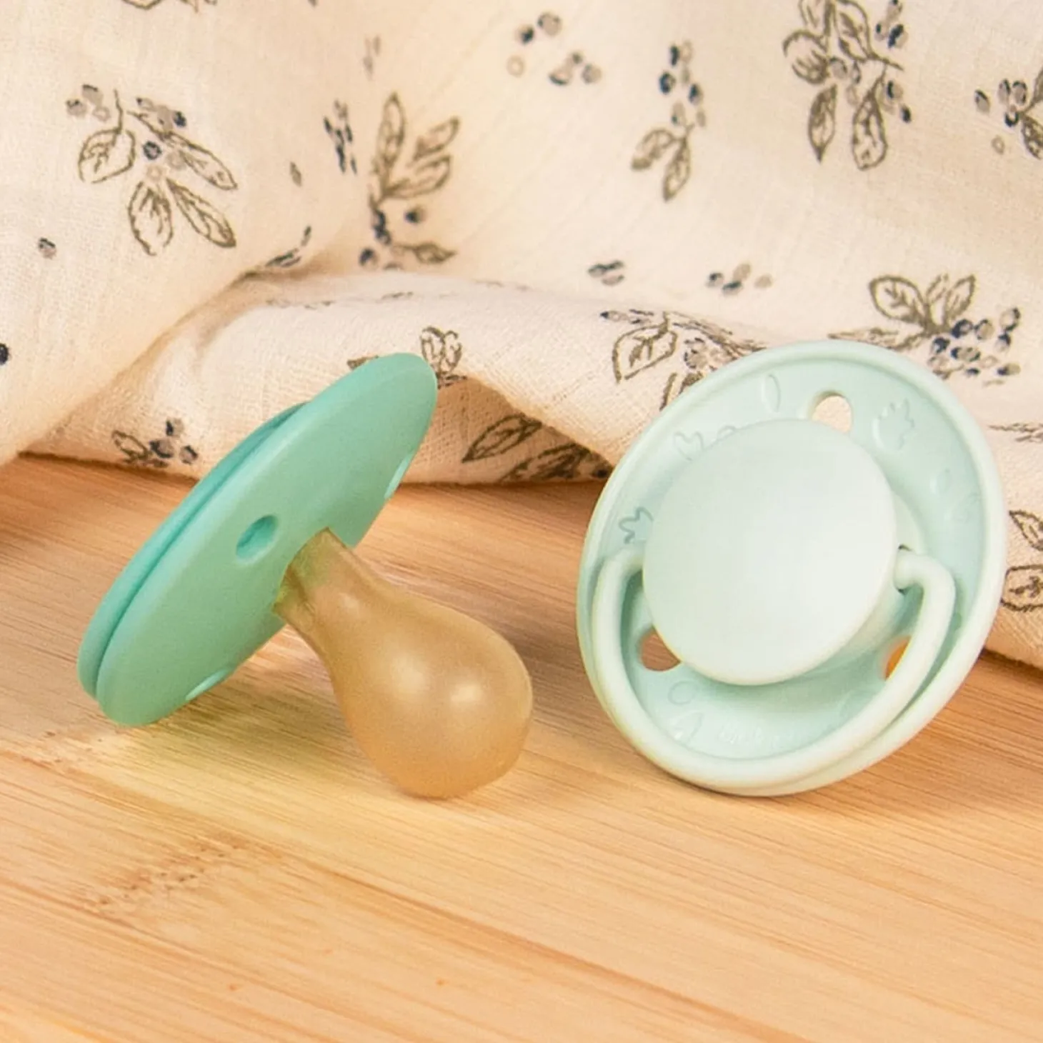 Biolane Sucettes rondes Originale Vert Clair Et Foncé 6 mois +