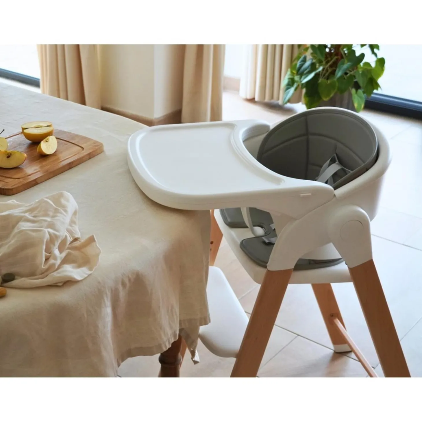 Bo Jungle Chaise Haute Grow with me Pure White