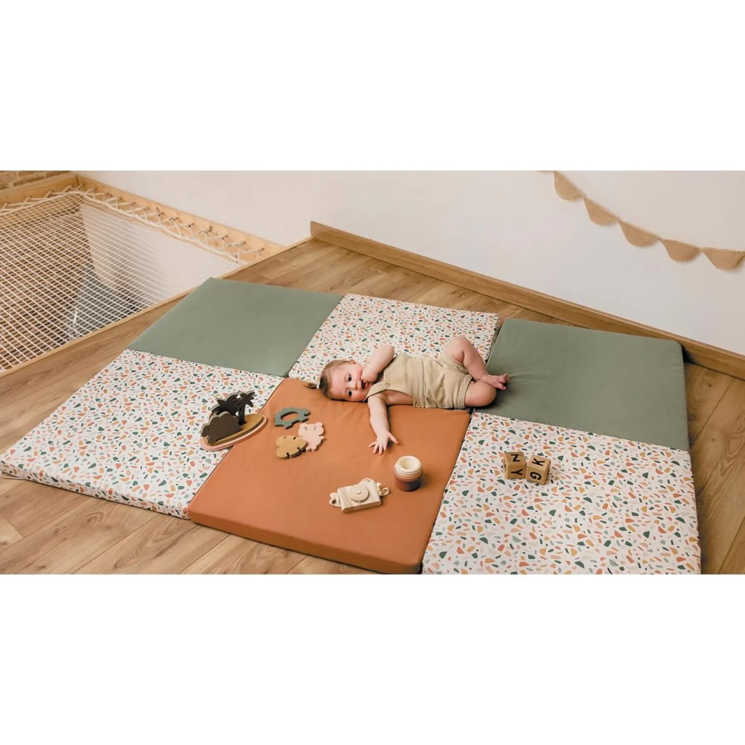 Candide Tapis de motricité Grand modèle Terrazzo 180x120 cm