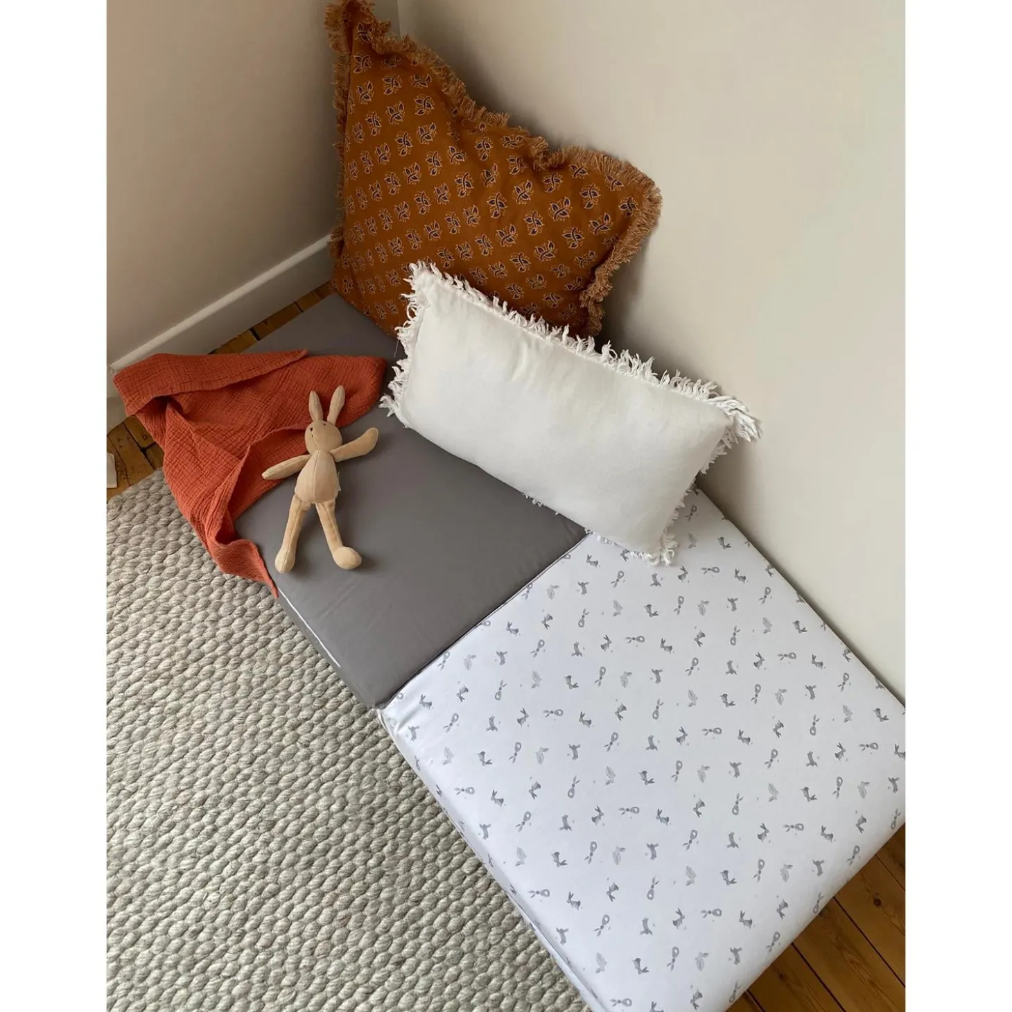 Candide Tapis de motricité Grand modèle Lapins 180x120 cm