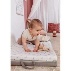 Candide Tapis de motricité Petit modèle Lapins 120x120 cm