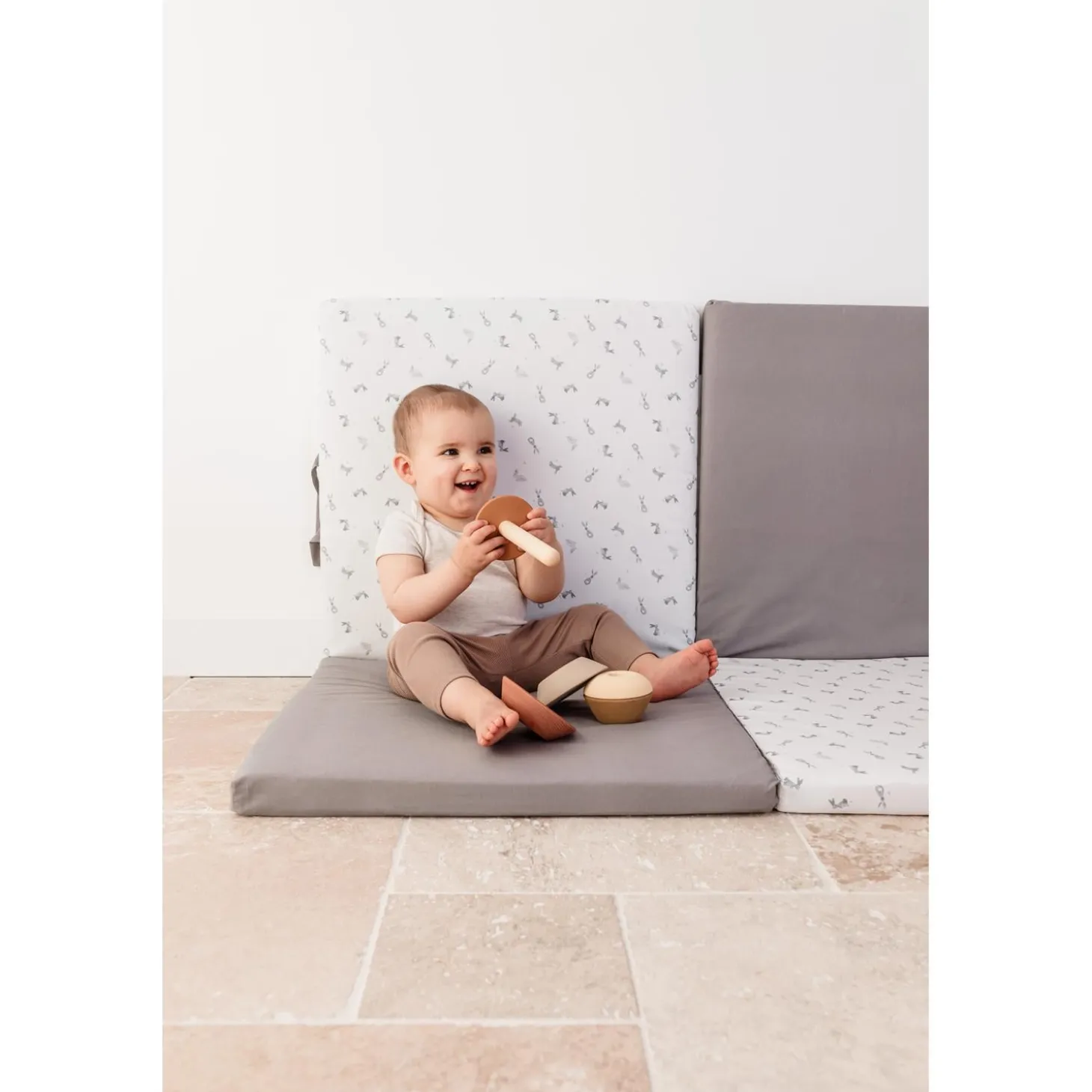 Candide Tapis de motricité Petit modèle Lapins 120x120 cm