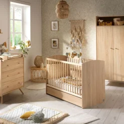 Chambre bébé complète Access bois : lit 60x120, commode, armoire                            de Sauthon