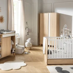 Chambre bébé complète Nova : lit 60x120, commode, armoire                            de Sauthon