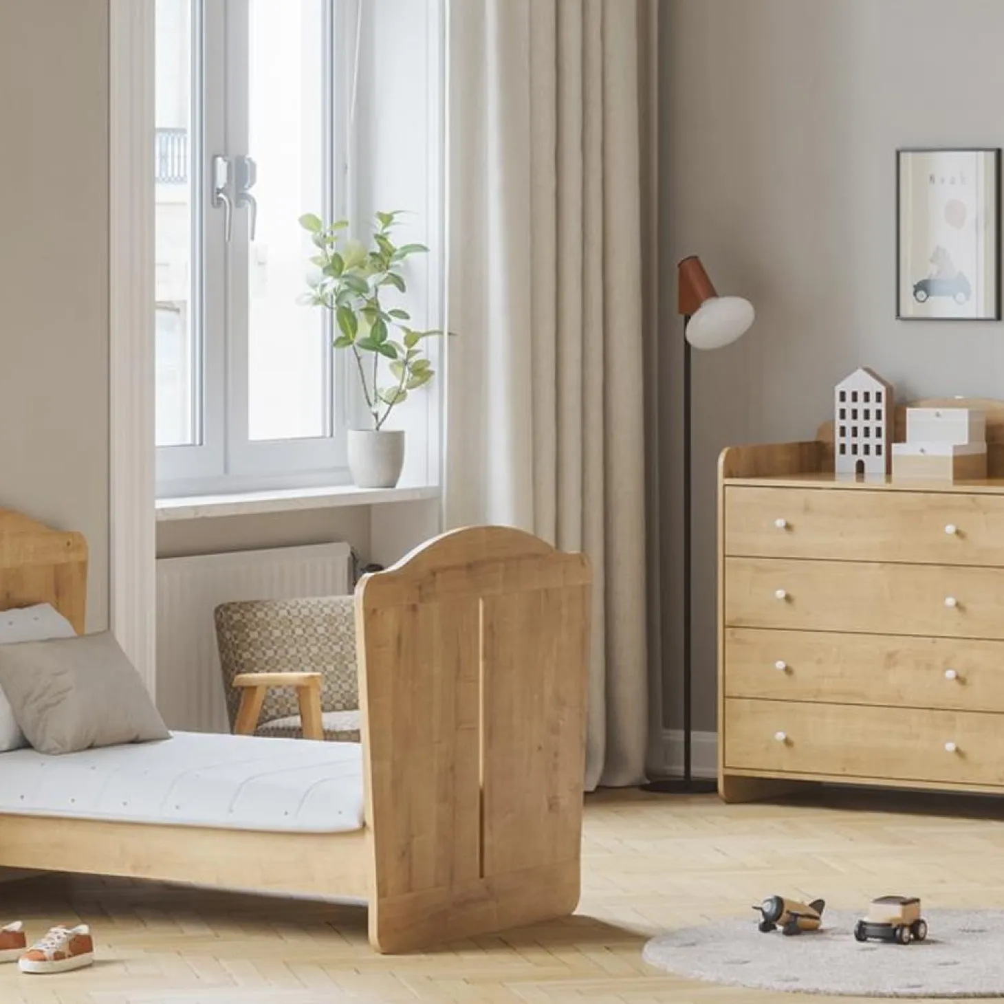 Chambre duo Megeve Beige : Lit bébé 70x140 cm évolutif, commode avec le plan à langer Megeve de Vox