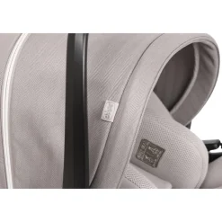 Chicco                    Siege Auto First Seat Recline    Como Lake