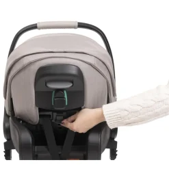 Chicco                    Siege Auto First Seat Recline    Como Lake