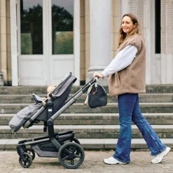 Childhome                    Sac à langer Mommy Club Signature Canvas    Black