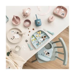 Done by Deer                    Assiette ventouse compartiments Tiny farm Stick&Stay    Bleu