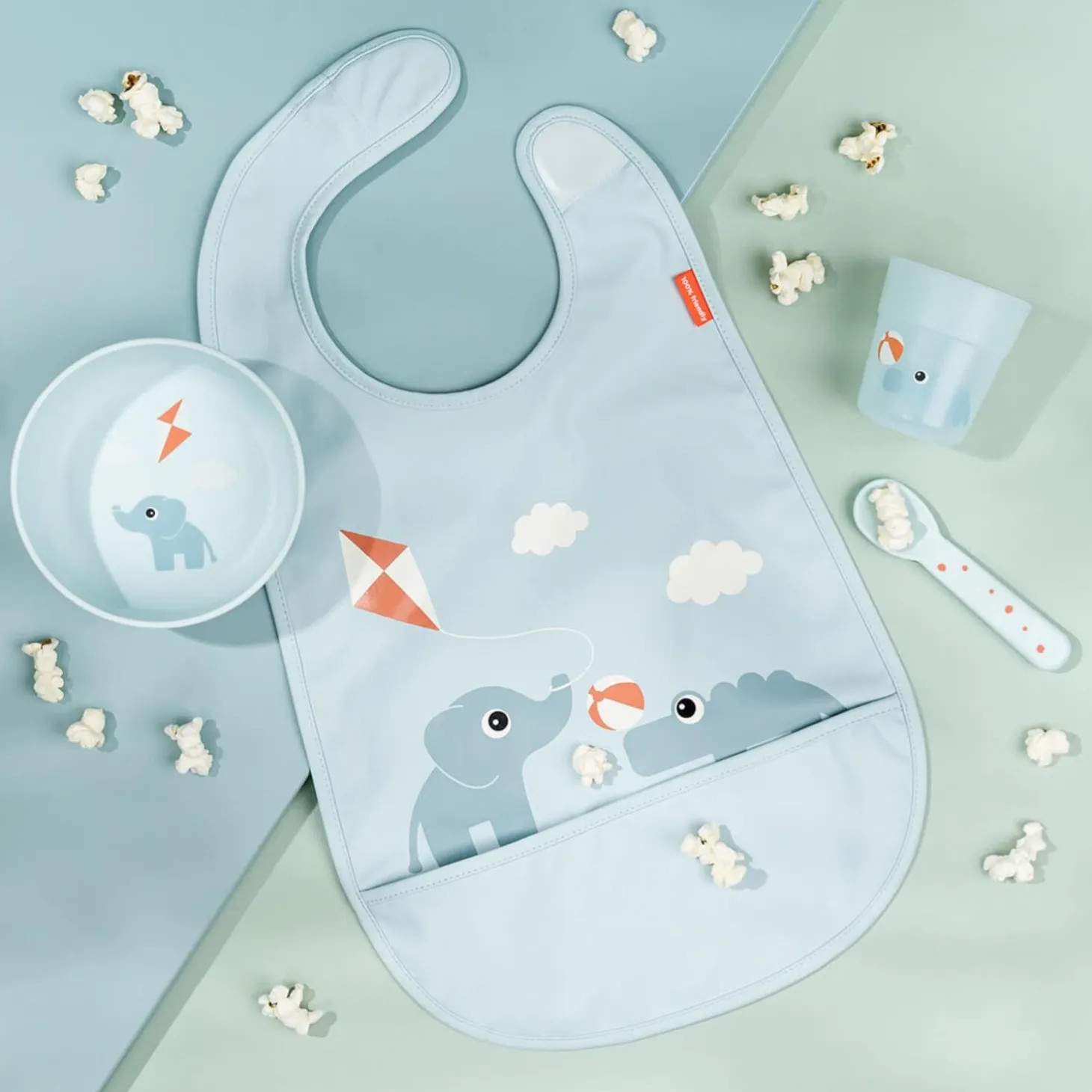 Done by Deer Bavoir velcro Playground Bleu