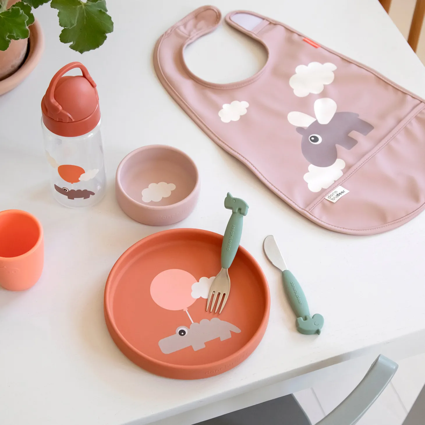Done by Deer Coffret repas en silicone Happy clouds Papaye