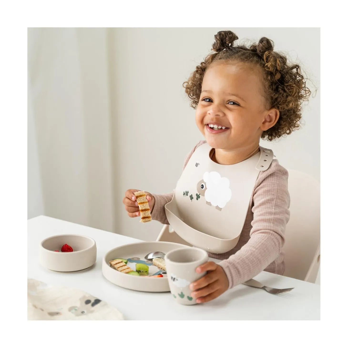 Done by Deer Coffret repas ventouse Tiny Farm Stick&Stay Sable