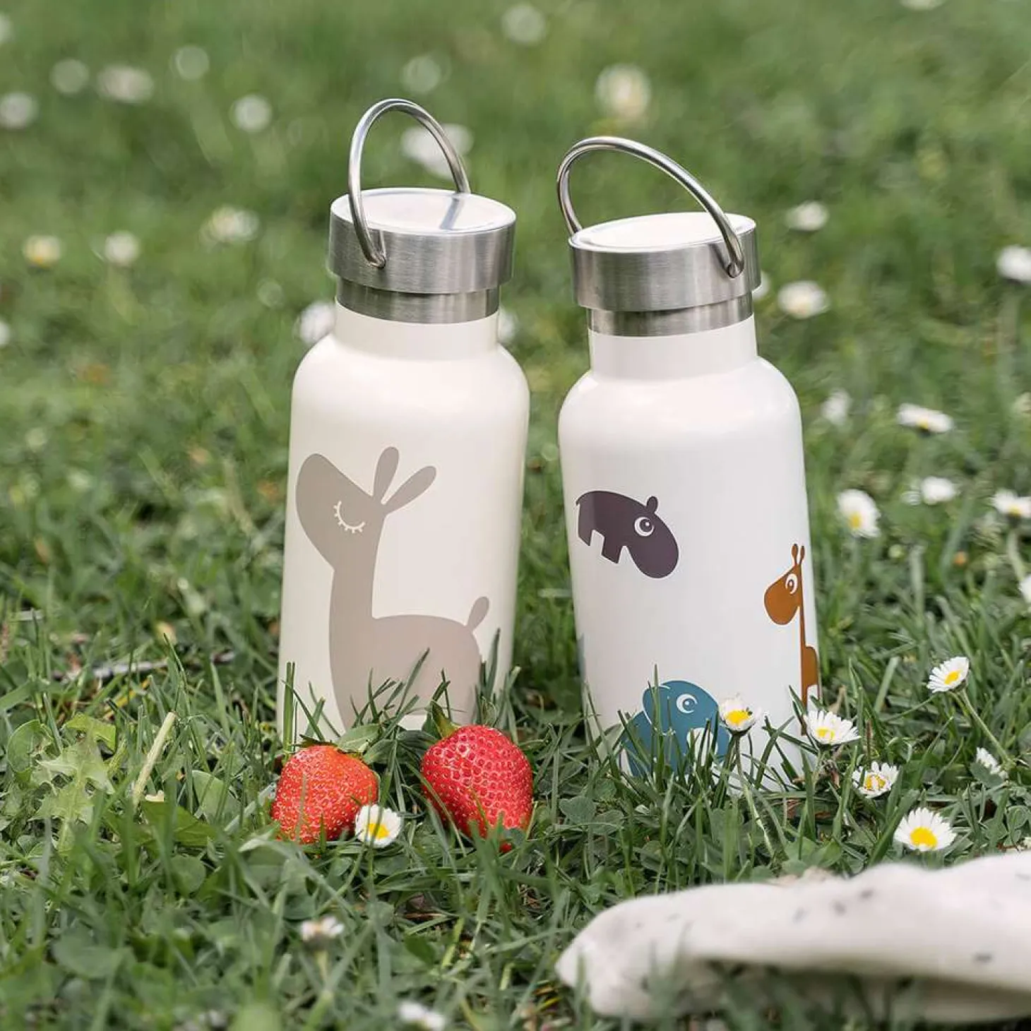 Done by Deer Gourde thermo inox Lalee Sable 350 ml