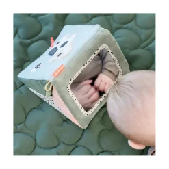 Done by Deer                    Miroir sensoriel pliable Tiny farm    Multicolore