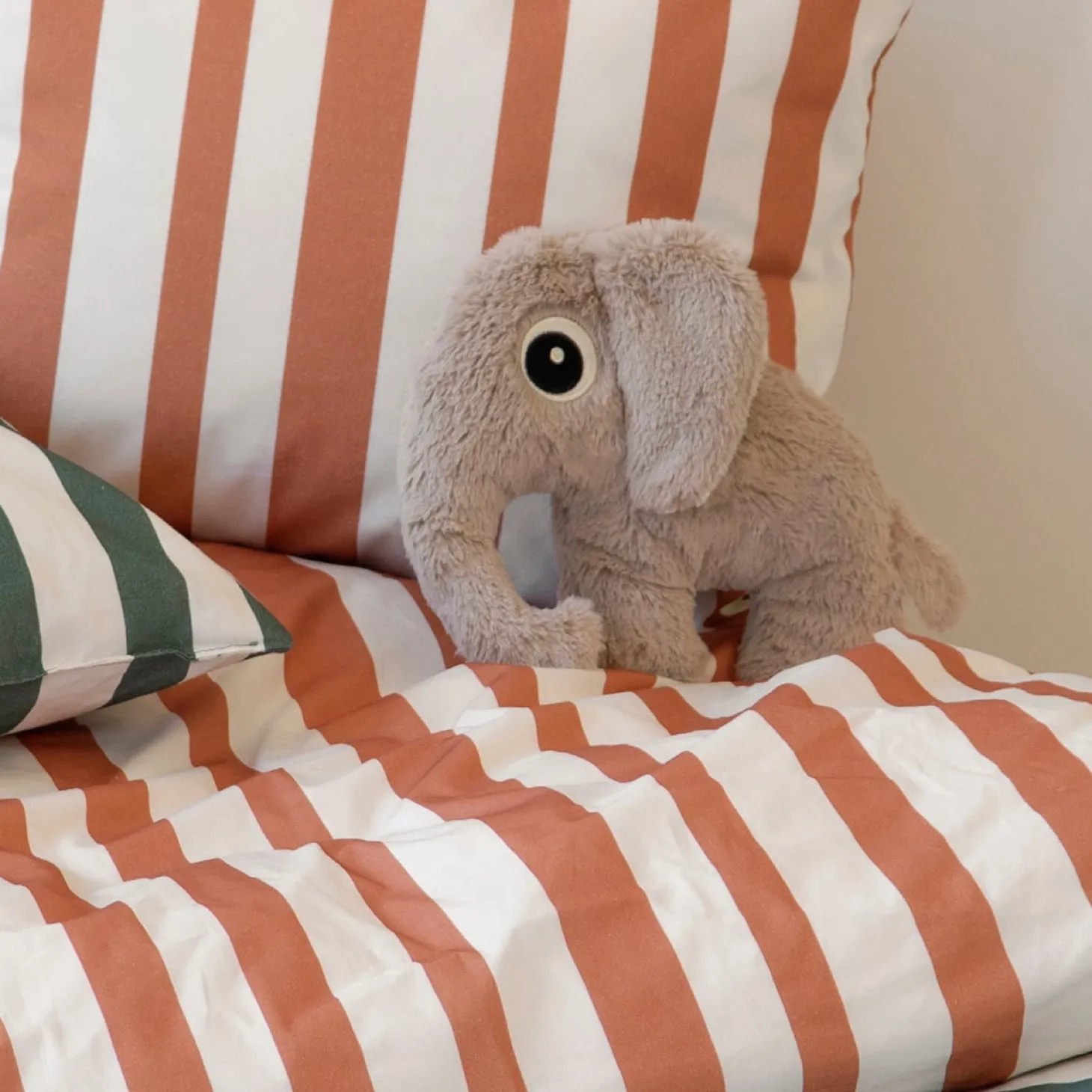 Done by Deer Peluche petite Elphee Sable