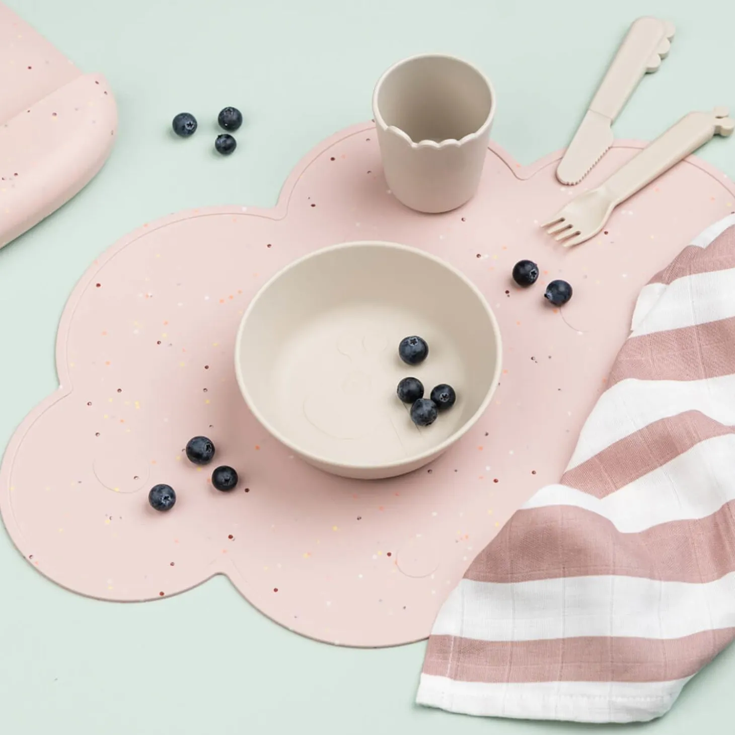 Done by Deer Set de table silicone Confetti Rose