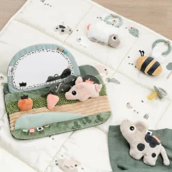 Done by Deer                    Tapis d'éveil Tiny farm    Sable