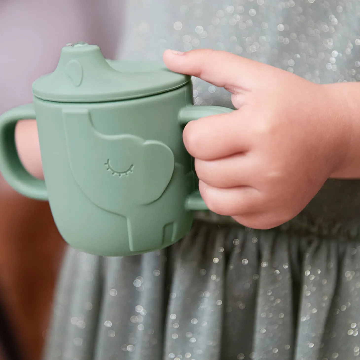 Done by Deer Tasse d'apprentissage Elphee Peekaboo Vert
