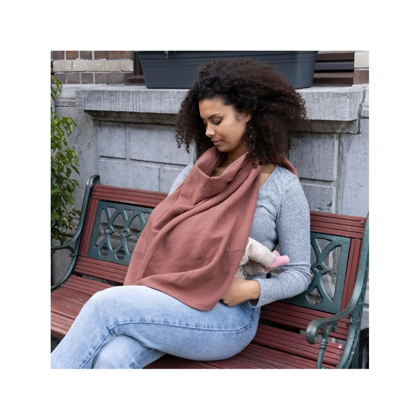 Doomoo Cape d'allaitement Mom'N Play Terracotta