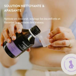 Doomoo                    Solution Nettoyante & Apaisante    Blanc