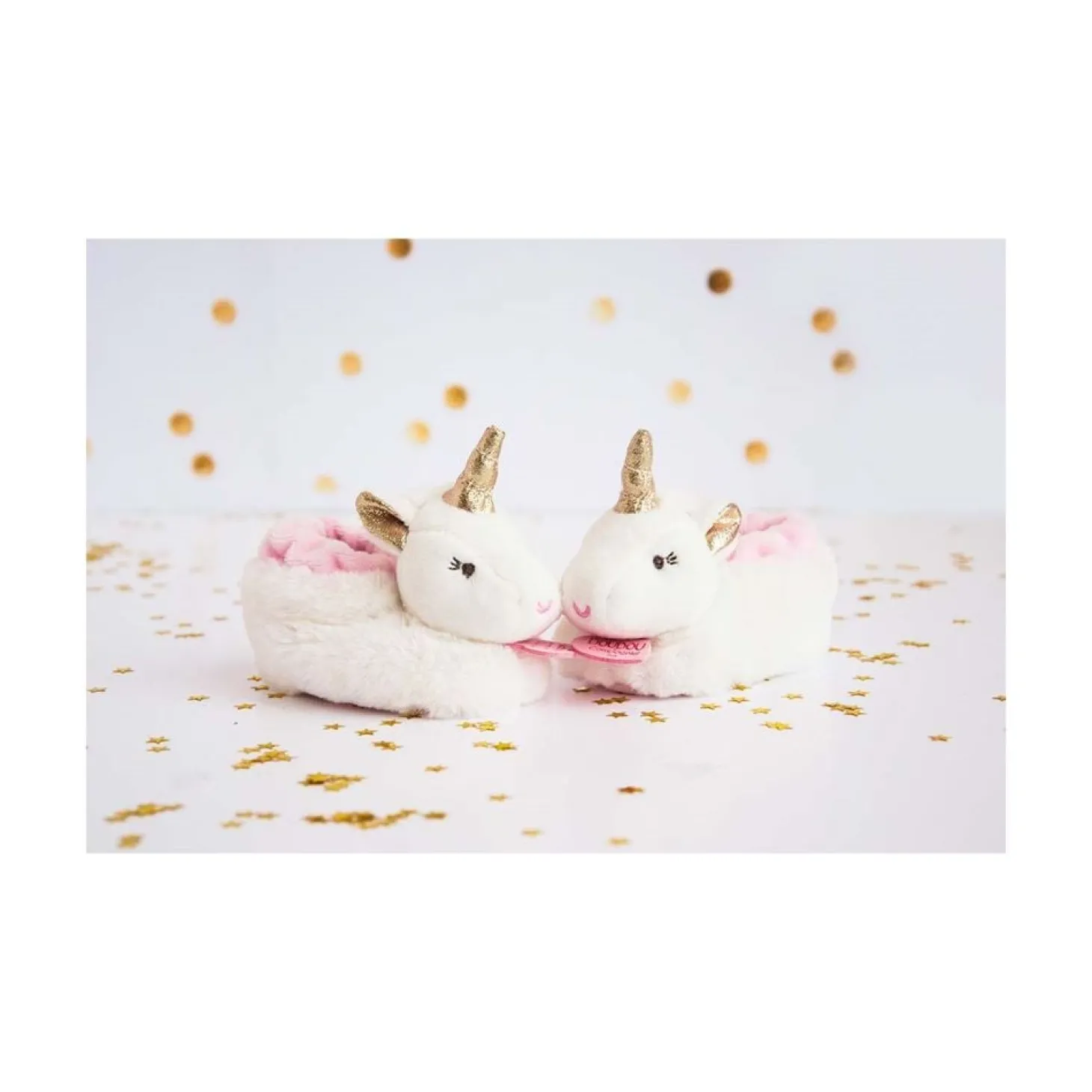 Doudou & Compagnie Chaussons avec hochet Lucie la licorne 0-6 mois