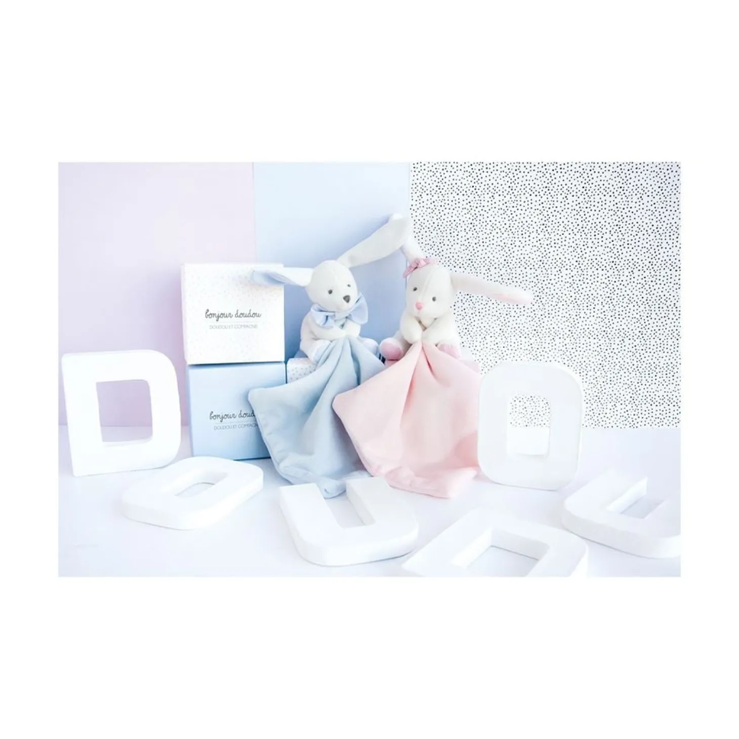Doudou & Compagnie Doudou avec mouchoir Lapin 10 cm
