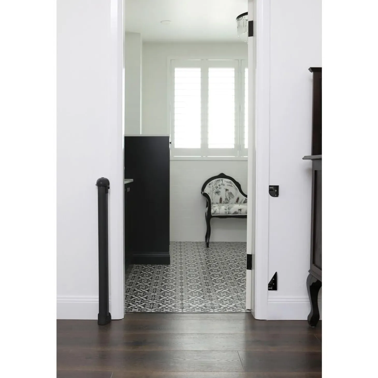 Dreambaby Barrière de sécurité Rétractable Extra Haute Noir