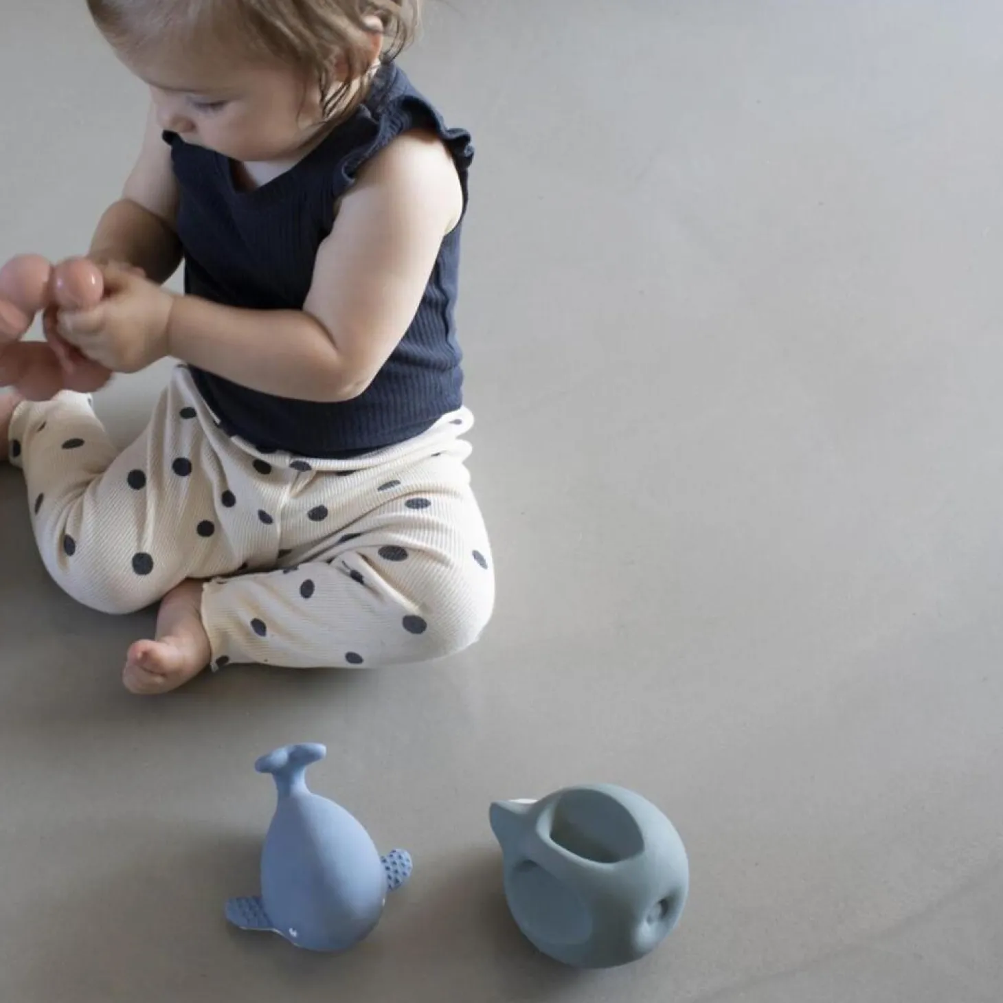 Filibabba Jouet de dentition Christian la baleine Christian the whale - Powder Blue