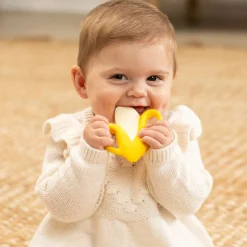 Infantino                    Anneau de dentition en silicone    Banane Jaune