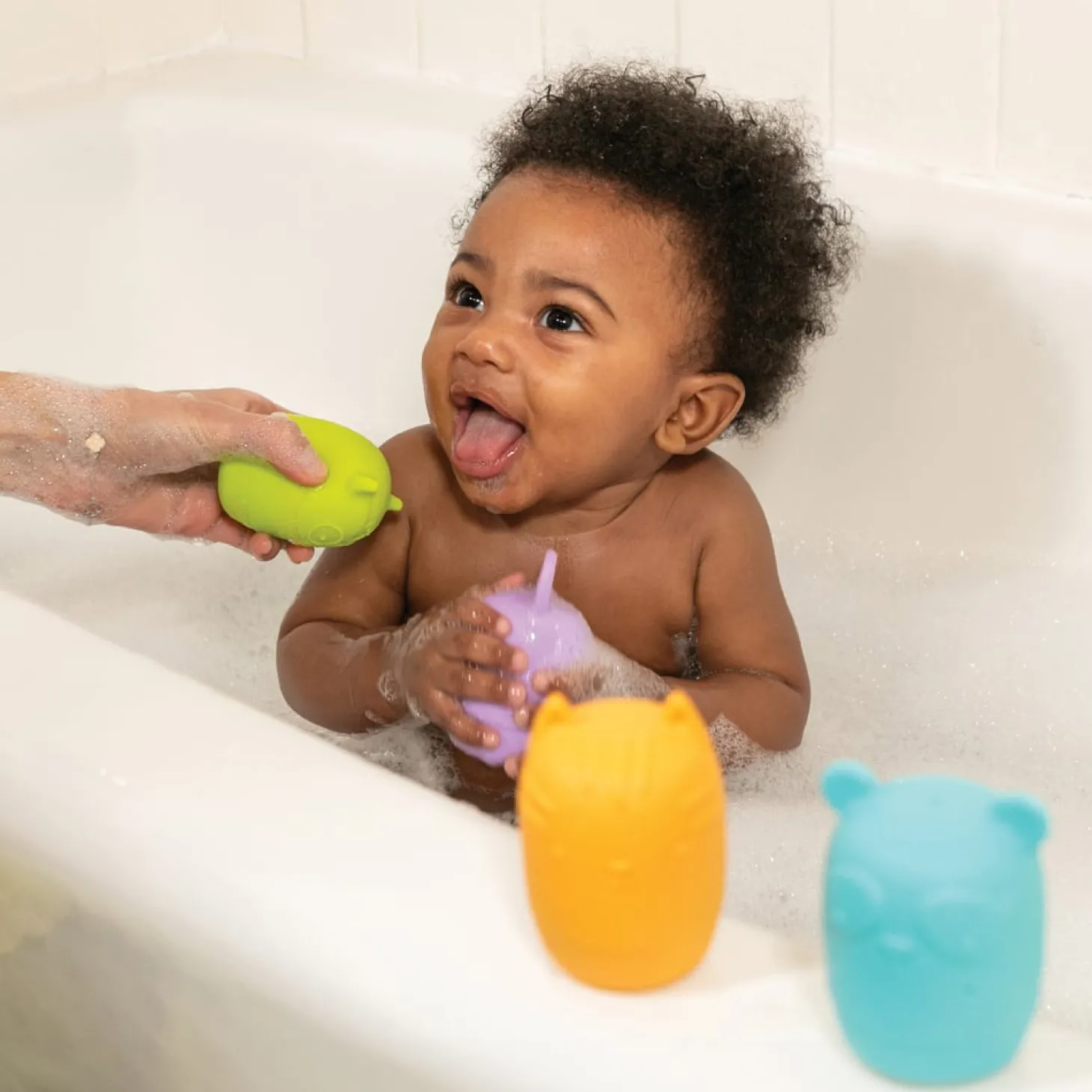 Infantino Arroseurs de bain nettoyables silicone Multicolore