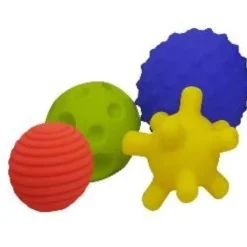 Infantino                    Coffret sensoriel 16 pièces