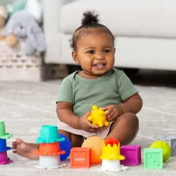 Infantino                    Coffret sensoriel 16 pièces