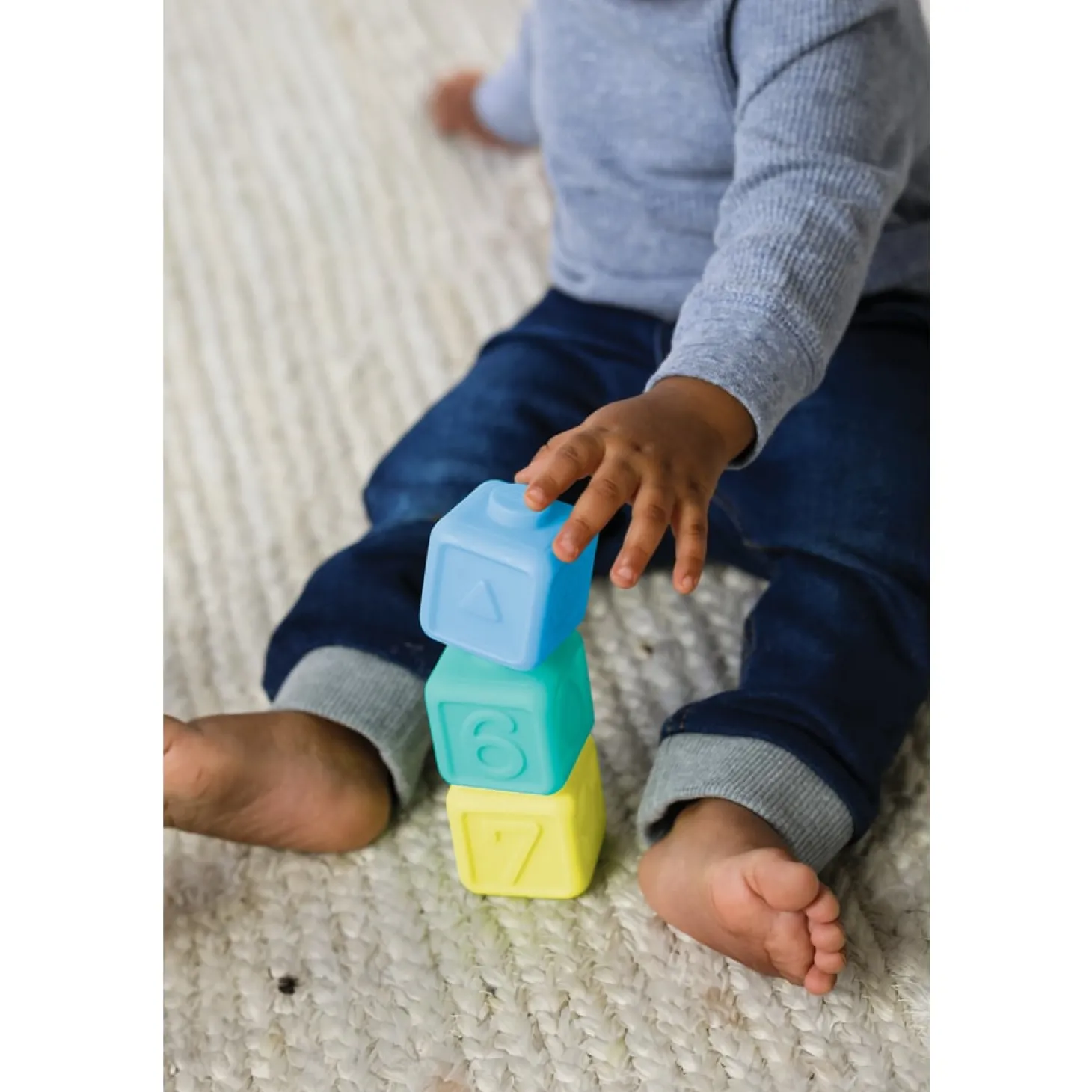 Infantino Cubes soft à empiler Multicolore