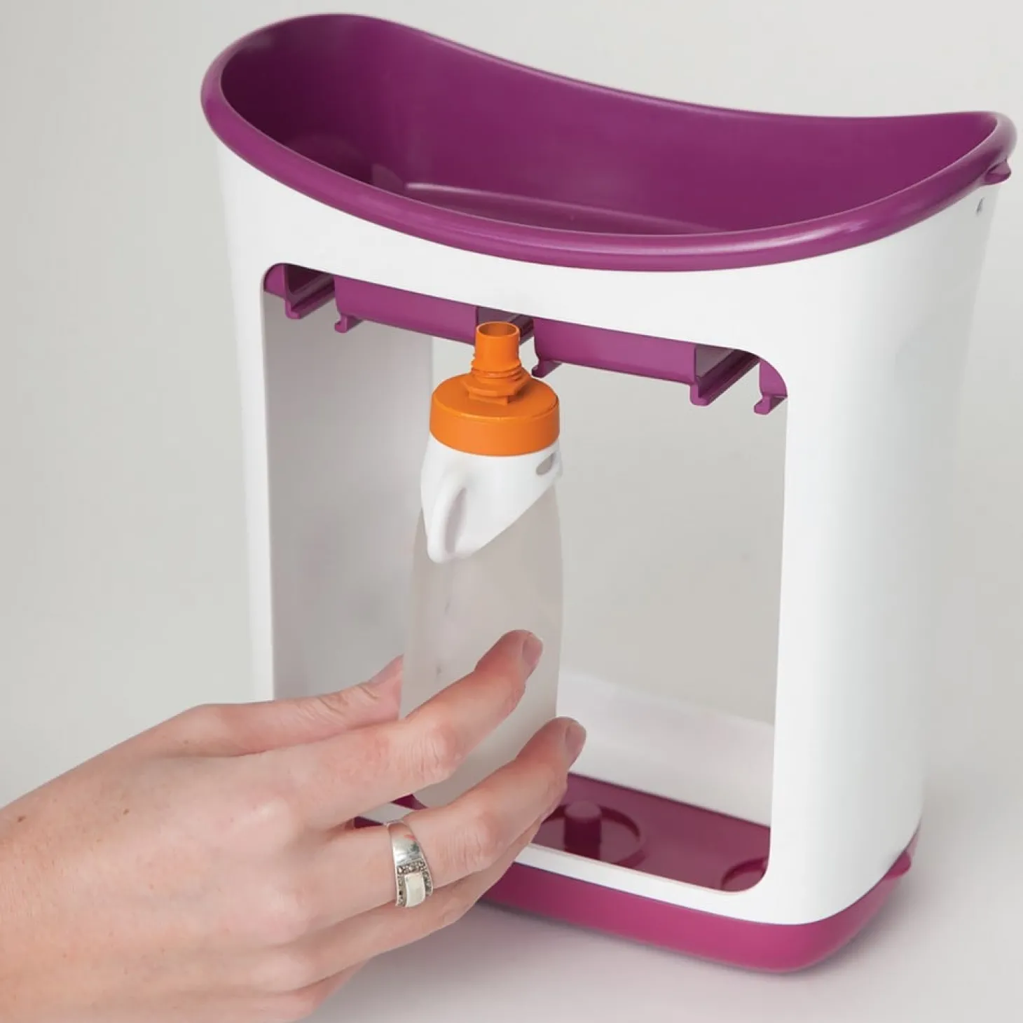 Infantino Gourde réutilisable Squeeze Blanc 135 ml