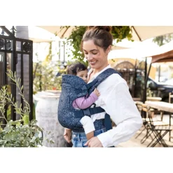 Infantino Porte bébé - Flip 4-en-1 Navy Floral